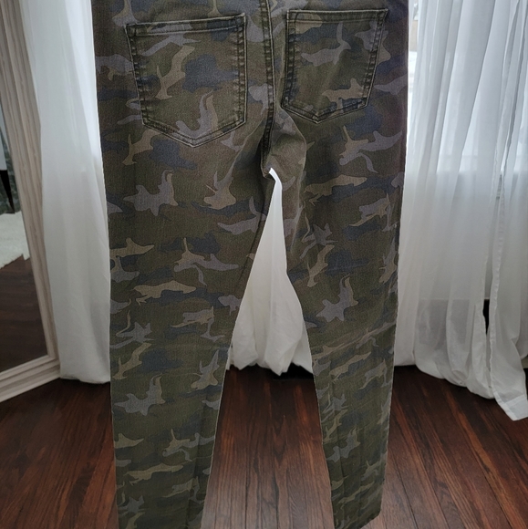 camo skinny jeans - Picture 2 of 2